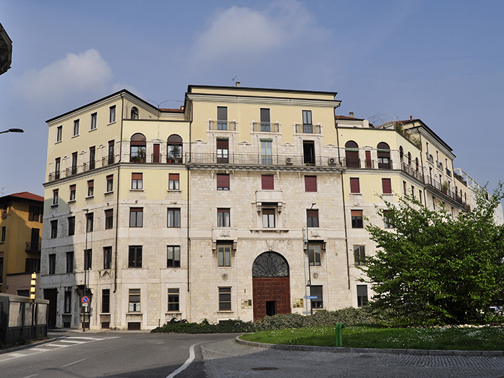 Ristrutturazione appartamento anni '40 - Brescia